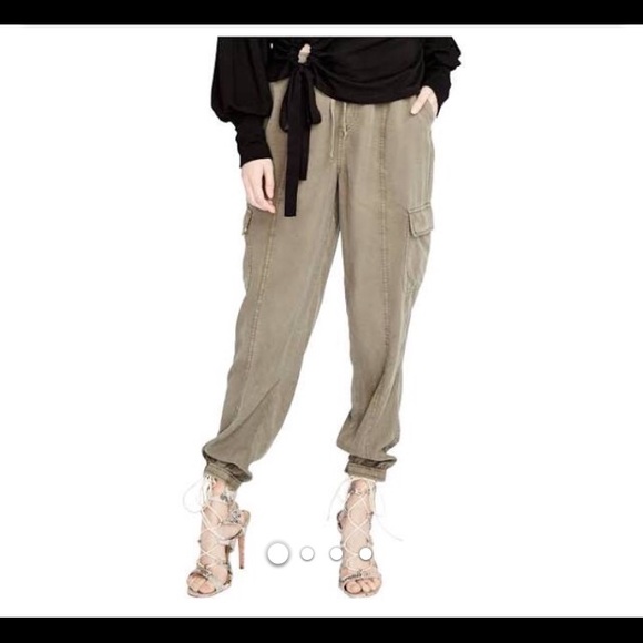 cargo pants trendy
